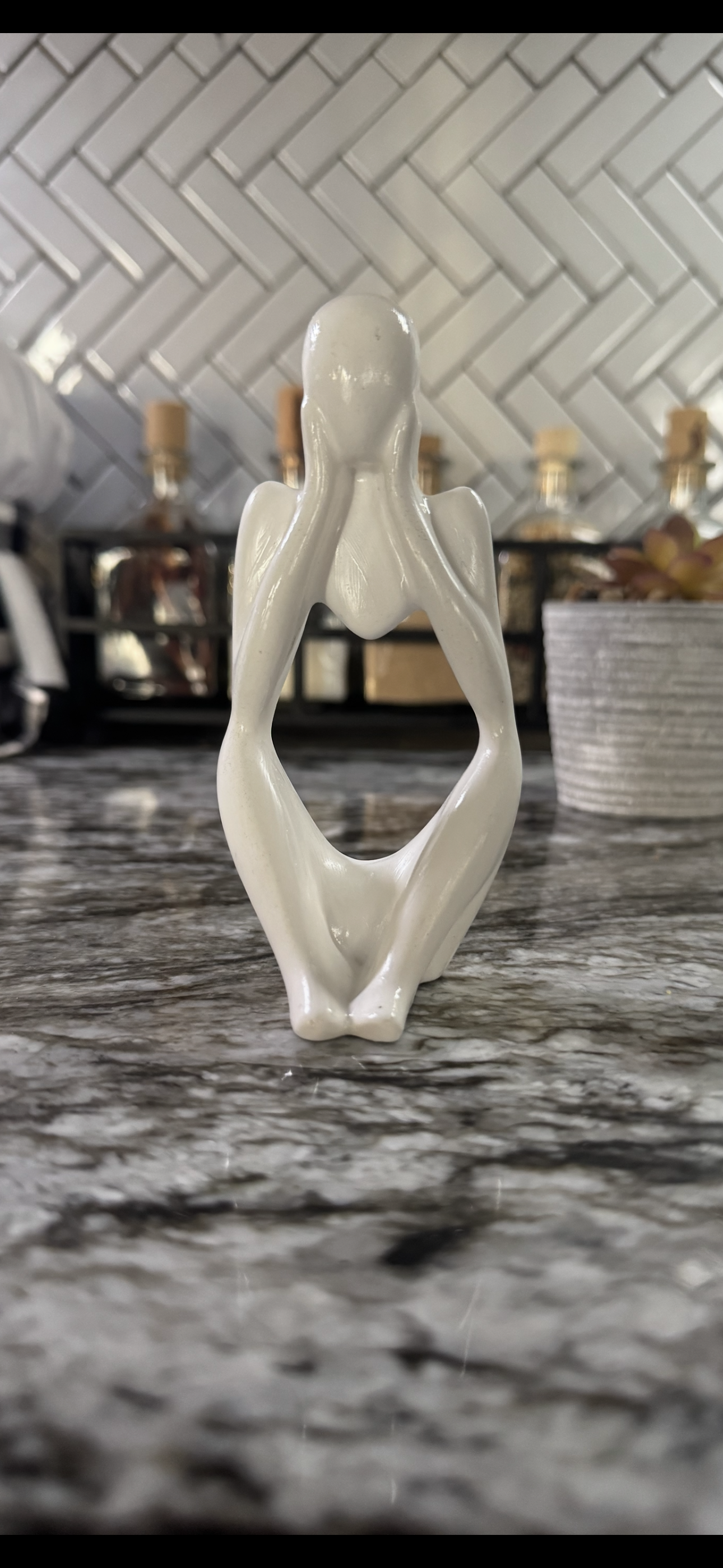 3½" Abstract Ceramic/Resin Figurine – Modern Feminine Décor
