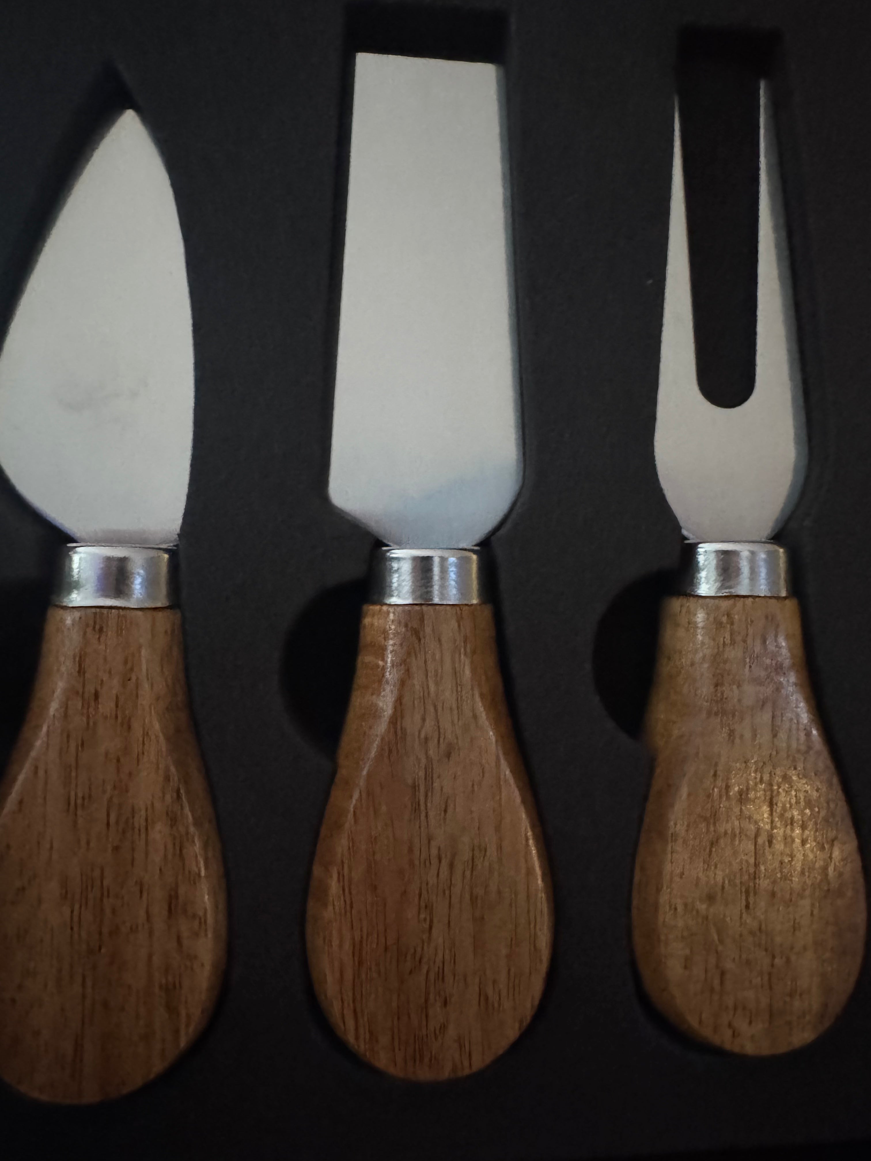 Cheese Knife Set – Wooden Handle & Stainless Steel Blades
