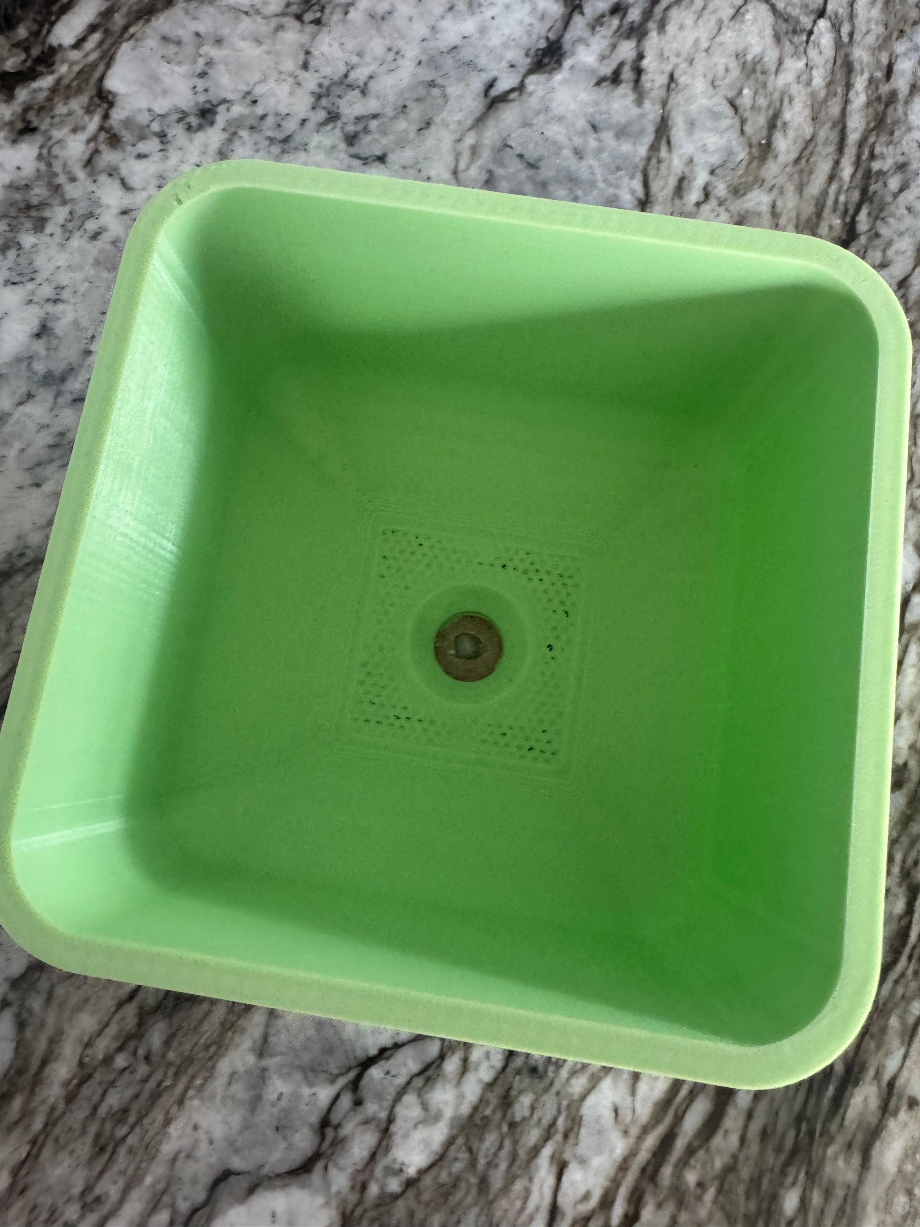 5 inch tall 21 1/2 circumference planter