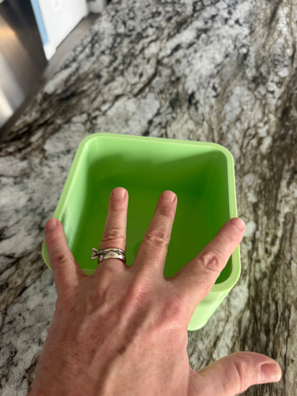 5 inch tall 21 1/2 circumference planter